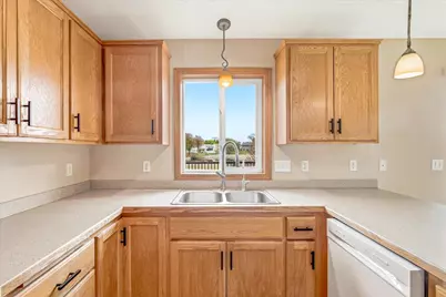 1136 Pioneer Trail SE, Cambridge, MN 55008 - Photo 6