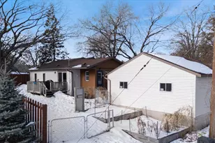 7405 Knollwood Dr, Mounds View, MN 55112 - Photo 8