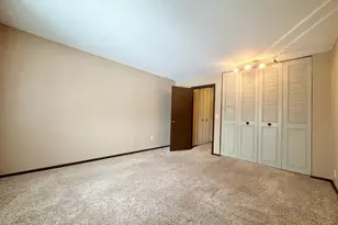 1640 Hwy 36 W, Roseville, MN 55113 - Photo 24