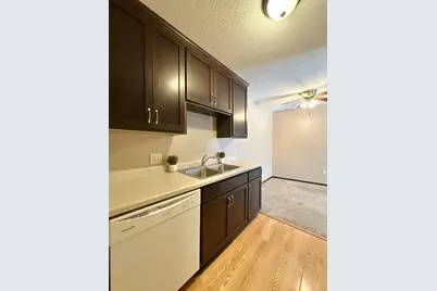 1640 Highway 36 W #345, Roseville, MN 55113 - Photo 12