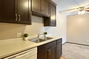 1640 Hwy 36 W, Roseville, MN 55113 - Photo 12