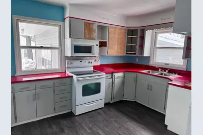 414 Willow Street W, Detroit Lakes, MN 56501 - Photo 2