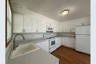 421 15th Street NE, Rochester, MN 55906 - Photo 6