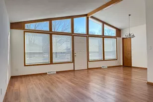 421 15th St NE, Rochester, MN 55906 - Photo 4