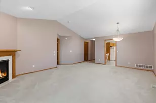 745 Echo Shores Ct, Mahtomedi, MN 55115 - Photo 10
