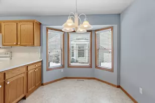 745 Echo Shores Ct, Mahtomedi, MN 55115 - Photo 6