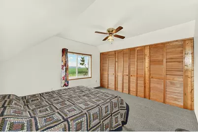 70170 325th Street, Pleasant Valley Twp, MN 55936 - Photo 30