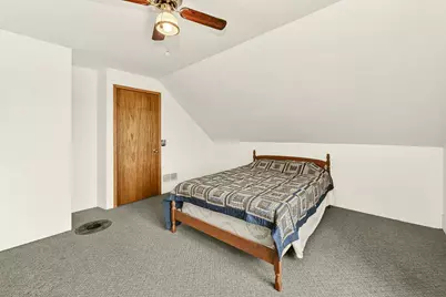 70170 325th Street, Pleasant Valley Twp, MN 55936 - Photo 32
