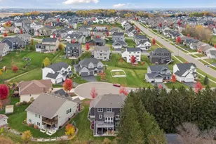 19951 Hiawatha Ct, Lakeville, MN 55044 - Photo 68