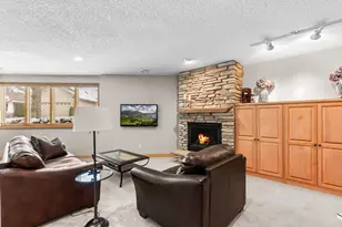 17394 Ada Ct, Eden Prairie, MN 55347 - Photo 28