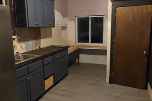 121 W 2nd Ave, Keewatin, MN 55753 - Photo 2