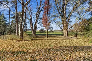 1823 Gramsie Rd, Arden Hills, MN 55112 - Photo 44