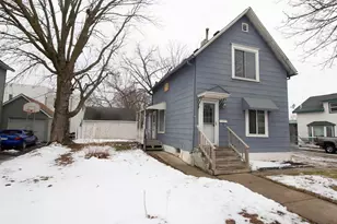 303 5th St NW, Austin, MN 55912 - Photo 2