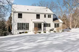 5213 Woodhill Rd, Minnetonka, MN 55345 - Photo 64