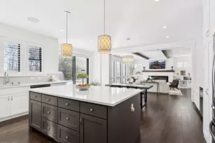 5213 Woodhill Rd, Minnetonka, MN 55345 - Photo 24