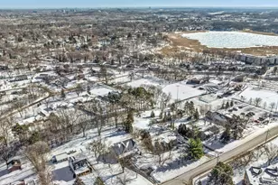 5213 Woodhill Rd, Minnetonka, MN 55345 - Photo 78