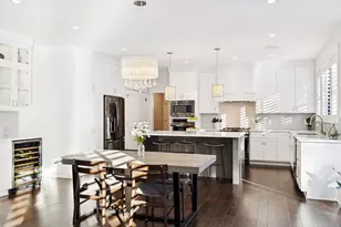 5213 Woodhill Rd, Minnetonka, MN 55345 - Photo 12