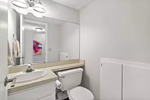 5228 Silver Maple Cir, Hopkins, MN 55343 - Photo 20