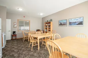 1941 Ford Pkwy, Saint Paul, MN 55116 - Photo 40