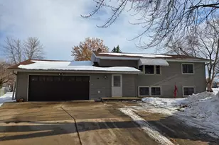 29 Ben Nevis Ln, Waite Park, MN 56387 - Photo 1