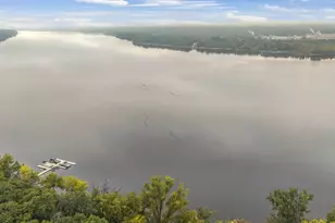 227 River Crest Dr, Hudson, WI 54016 - Photo 6