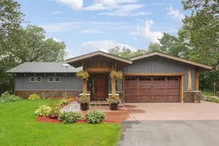 227 River Crest Dr, Hudson, WI 54016 - Photo 8