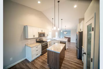 6076 Sandstone St NW, Rochester, MN 55901 - Photo 8