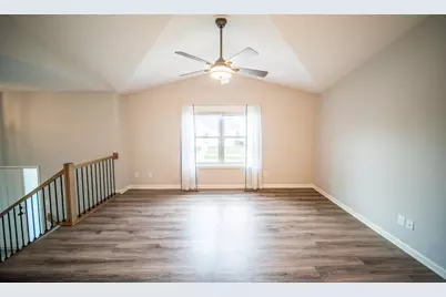 6076 Sandstone St NW, Rochester, MN 55901 - Photo 10