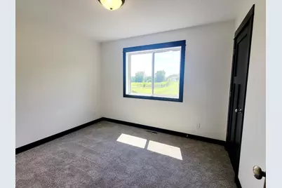 705 Council Court, Ellendale, MN 56026 - Photo 14