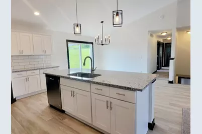 705 Council Court, Ellendale, MN 56026 - Photo 6