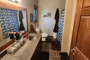 804 9th St NE, Pipestone, MN 56164 - Photo 20