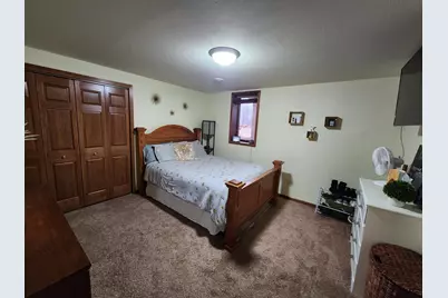 804 9th Street NE, Pipestone, MN 56164 - Photo 32