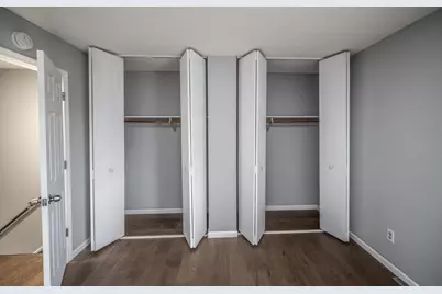 2321 Pond Avenue E, Maplewood, MN 55119 - Photo 14