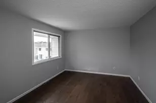 2321 Pond Ave E, Maplewood, MN 55119 - Photo 12