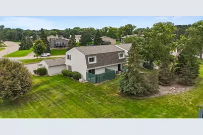 2321 Pond Avenue E, Maplewood, MN 55119 - Photo 26