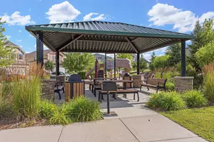 1460 Jersey Way, Chanhassen, MN 55317 - Photo 46