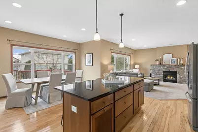 1460 Jersey Way, Chanhassen, MN 55317 - Photo 14