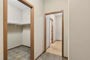 1460 Jersey Way, Chanhassen, MN 55317 - Photo 36