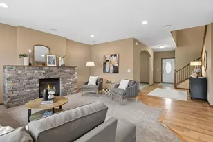 1460 Jersey Way, Chanhassen, MN 55317 - Photo 8