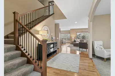 1460 Jersey Way, Chanhassen, MN 55317 - Photo 4