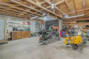 38630 Woodview Ln, Le Center, MN 56057 - Photo 32