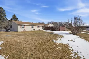 38630 Woodview Ln, Le Center, MN 56057 - Photo 34