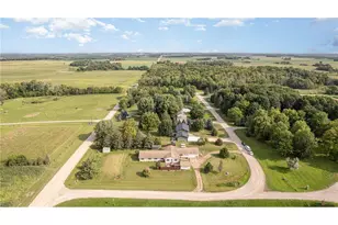 38630 Woodview Ln, Le Center, MN 56057 - Photo 40