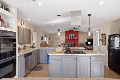 38630 Woodview Lane, Le Center, MN 56057 - Photo 8