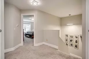 12601 Ridgemount Ave W, Hopkins, MN 55305 - Photo 14