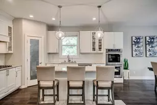 12601 Ridgemount Ave W, Hopkins, MN 55305 - Photo 8