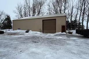 17760 78th St SE, Wahpeton,  58075 - Photo 6