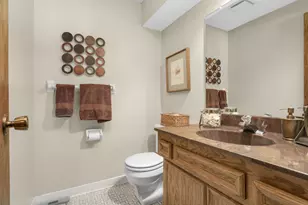 5339 Hyland Pl, Bloomington, MN 55437 - Photo 24