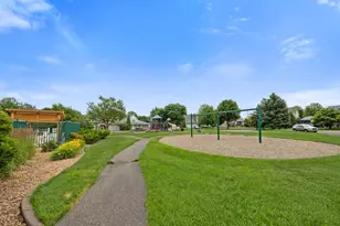 10067 Toledo Dr N, Brooklyn Park, MN 55443 - Photo 46