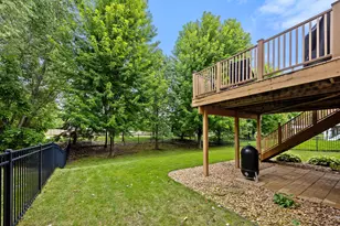 10067 Toledo Dr N, Brooklyn Park, MN 55443 - Photo 38
